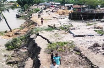 ভোলায় মেঘনা নদীর ভাঙন: জরুরি পদক্ষেপের দাবি