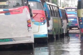 মানিকগঞ্জে ড্রেনেজ ব্যবস্থা অভাবে জলাবদ্ধতা, ভোগান্তিতে স্থানীয়রা