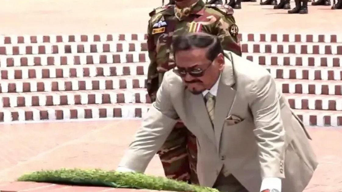 ভারপ্রাপ্ত রাষ্ট্রপতি শহীদদের প্রতি শ্রদ্ধা জানালেন সাভার স্মৃতিসৌধে
