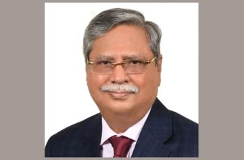সাবেক রাষ্ট্রপতি সাহাবুদ্দিন বঙ্গভবন ছাড়লেন স্ত্রীকে নিয়ে