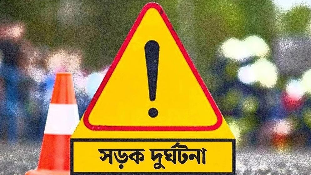 খুলনা-মোংলা মহাসড়কে মাদ্রাসা শিক্ষকের সড়ক দুর্ঘটনায় মৃত্যু