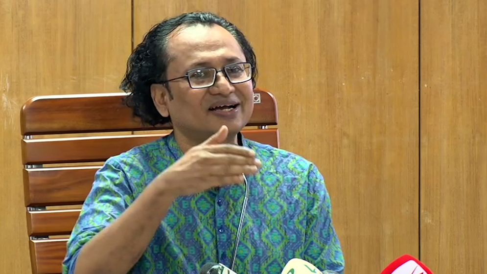 রাষ্ট্রপতি পদে থাকাকালীন দায়মুক্তি বিষয়ক মন্তব্য প্রধানমন্ত্রীর উপদেষ্টার