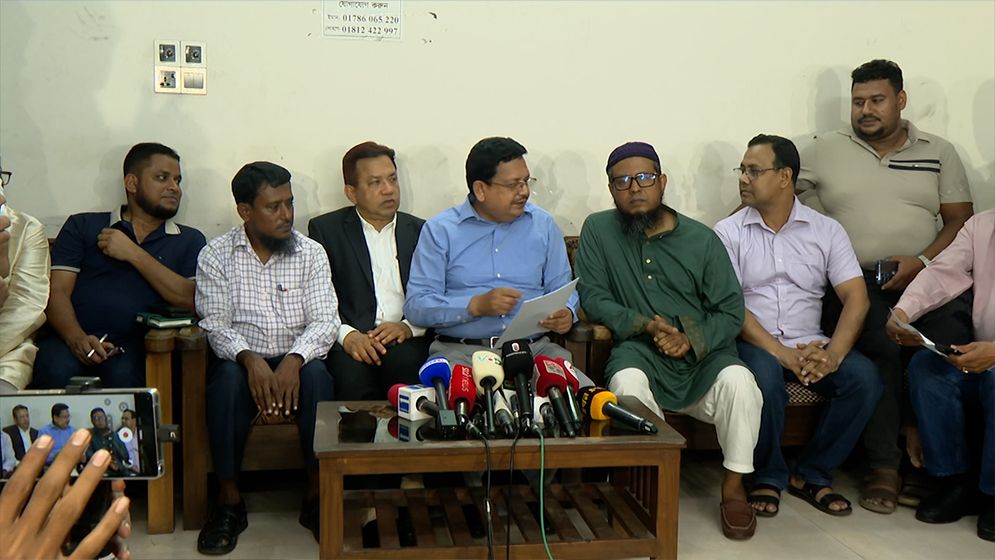 অ্যাম্বুলেন্স মালিক সমিতির ধর্মঘট প্রত্যাহার, দাবি পূরণের আশ্বাস