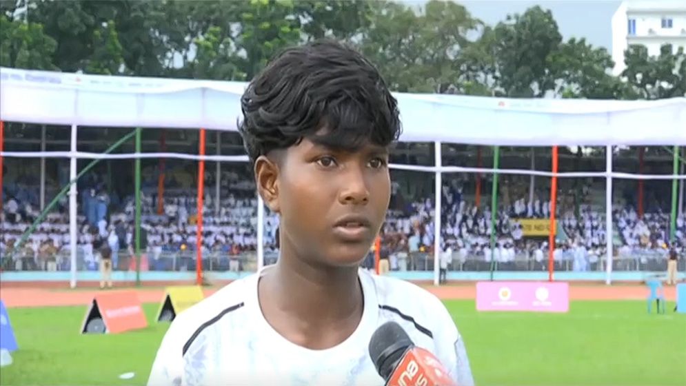 ফুটবলজয়ী স্মৃতি কিসকুর মা নিখোঁজ, সন্ধান চাওয়া হয়েছে