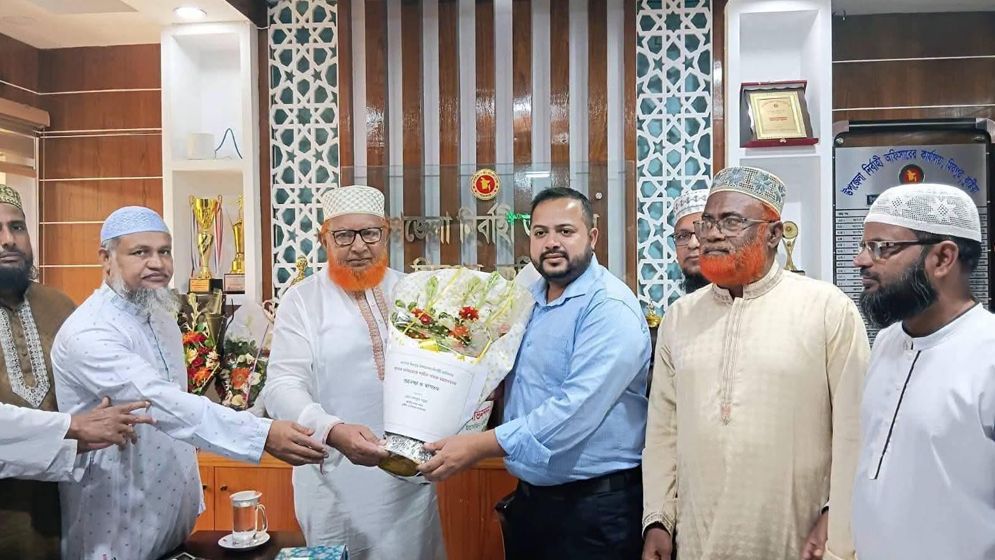 জামায়াত এমপির সংবর্ধনা: ইউএনওর কার্যালয়ে বিতর্কিত আয়োজন