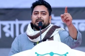 নাহিদ ইসলামের মন্তব্য: সরকার পুরোনো স্বৈরাচারের পথে হাঁটছে