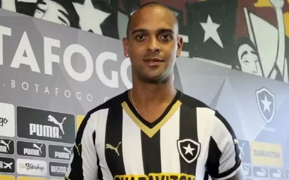 ব্রাজিলের সাবেক ফুটবলার তাসিওর মৃত্যুতে শোকের ছায়া
