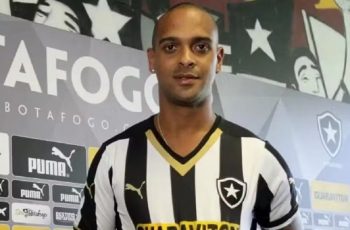 ব্রাজিলের সাবেক ফুটবলার তাসিওর মৃত্যুতে শোকের ছায়া
