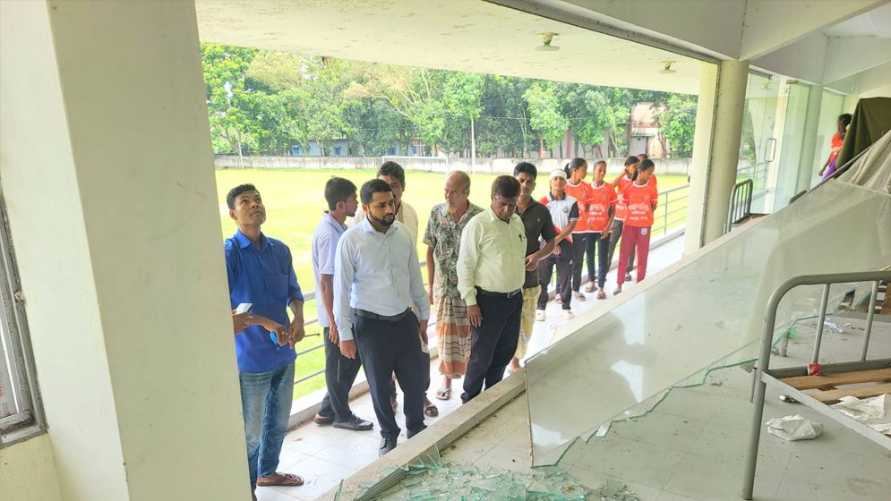 রংপুরে স্টেডিয়াম পরিদর্শনে ইউএনও, নিরাপত্তার আশ্বাস