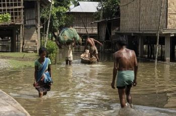 আসামে বন্যায় মৃতের সংখ্যা বেড়ে ৮২ জন