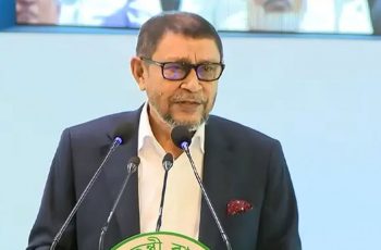 মাতৃদুগ্ধের গুরুত্ব তুলে ধরলেন স্বাস্থ্যমন্ত্রী