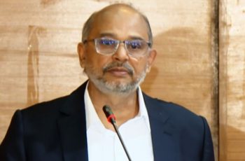 নবায়নযোগ্য শক্তির মাধ্যমে জ্বালানি খাতের অলিগার্ক কাঠামো ভাঙার আহ্বান