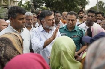উত্তরখানে ডিএনসিসি প্রশাসক ও এমপির ওপর হামলা