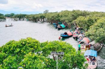 টাঙ্গুয়ার হাওরে হাউসবোট ও নৌযান চলাচল নিষিদ্ধ