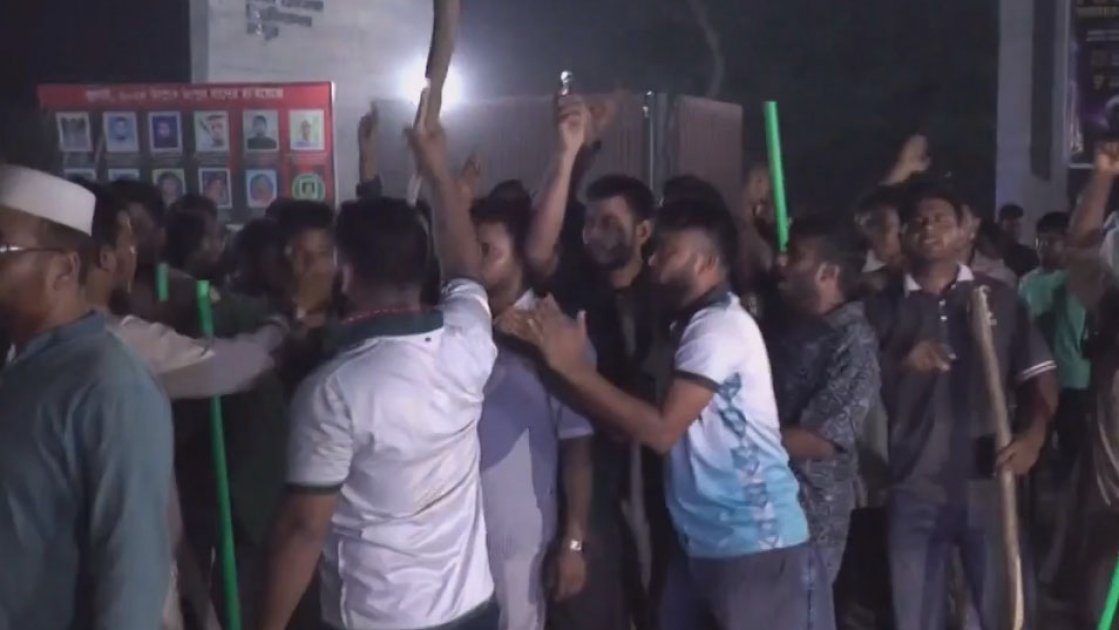 রংপুরে ছাত্রদল-শিবির সংঘর্ষে আহত ৫, উত্তেজনা বিরাজমান