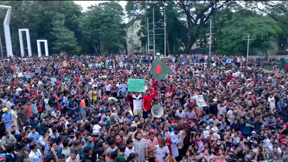 বাংলাদেশে ‘মার্চ টু ঢাকা’ একদিন এগিয়ে, রাজনৈতিক অস্থিরতা বৃদ্ধি