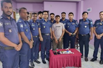 নোয়াখালীতে প্রবাসীর স্ত্রীকে পিস্তল ঠেকিয়ে ১০ লাখ টাকা চাঁদা দাবি