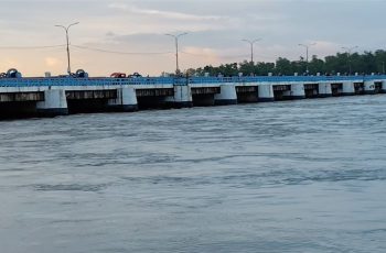 তিস্তার পানি বিপৎসীমার ১৩ সেন্টিমিটার উপরে প্রবাহিত