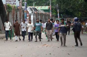 আলিয়া মাদরাসায় ছাত্রদল-ছাত্রশিবিরের সংঘর্ষ, প্রবেশে বাধা