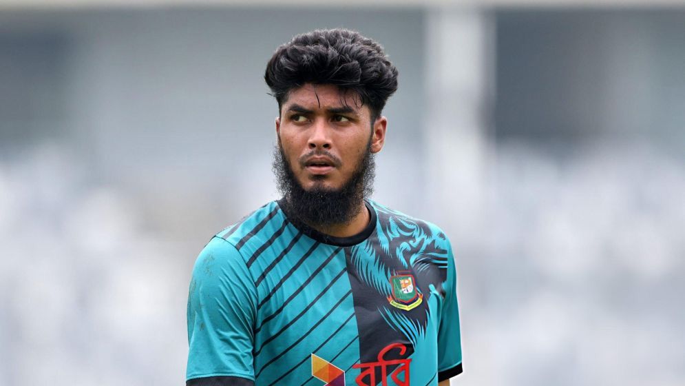 দক্ষিণ আফ্রিকার ফ্র্যাঞ্চাইজি লিগে রিশাদ হোসেনের নতুন চুক্তি