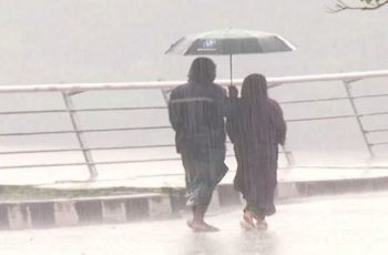 আগামী তিন দিনে ভারী বৃষ্টির পূর্বাভাস, পরে কমবে বৃষ্টি