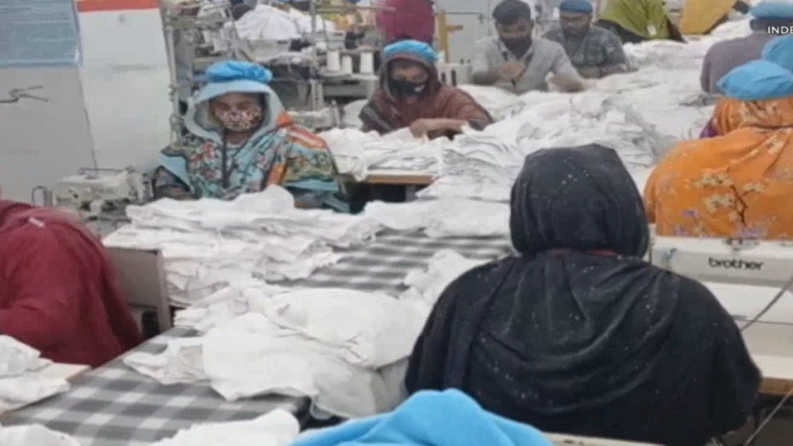 গ্যাস সংকটে পোশাক শিল্পের উৎপাদন কমেছে ৩০-৫০ শতাংশ