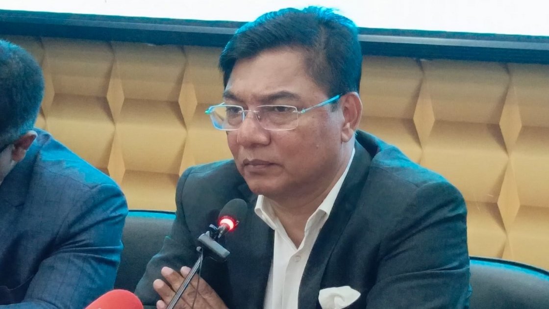 ইতালিতে আটকে পড়া যাত্রীদের বিষয়ে তথ্য দিলেন বিমান প্রতিমন্ত্রী