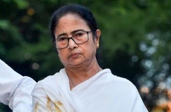 মমতা বন্দ্যোপাধ্যায়ের গাড়িতে হামলার অভিযোগ, বিজেপির অস্বীকৃতি