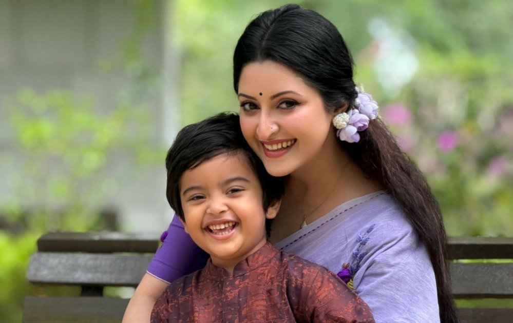পরী মণির ছেলের ৪র্থ জন্মদিনে আবেগঘন মুহূর্ত