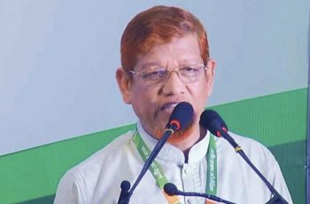 গণতান্ত্রিক চর্চা ফিরিয়ে আনতে হবে: হামিদুর রহমান আযাদ
