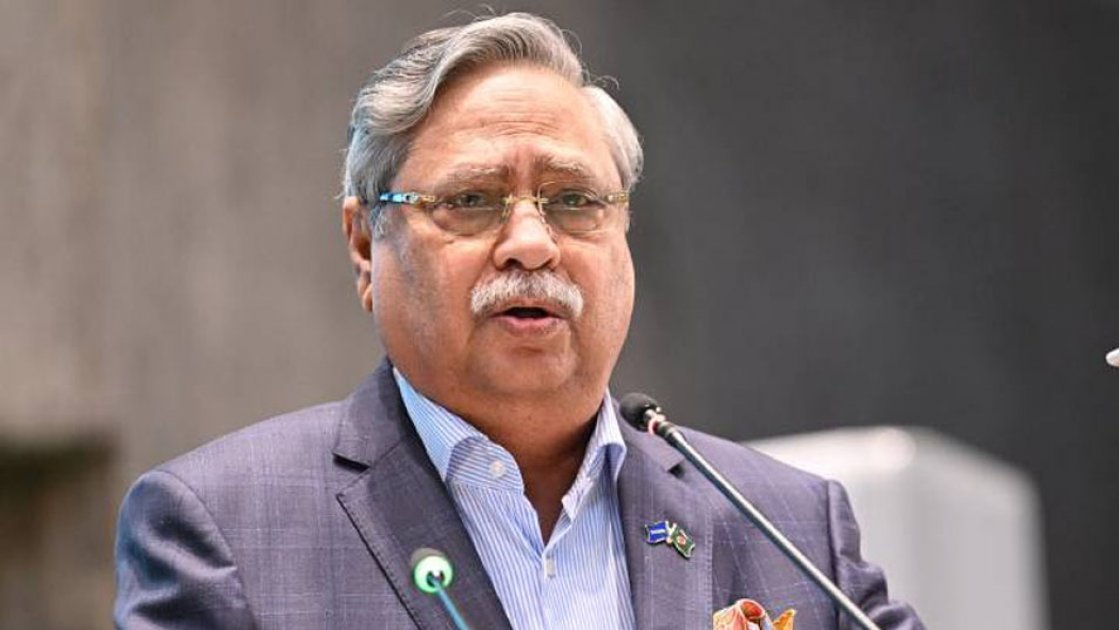সাবেক রাষ্ট্রপতির বিরুদ্ধে ইসলামী ব্যাংকের ৫০০ কোটি টাকা আত্মসাতের অভিযোগ