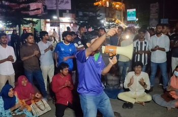 বরিশাল বিশ্ববিদ্যালয়ের শিক্ষার্থী নিহতের ঘটনায় বিক্ষোভ ও অবরোধ