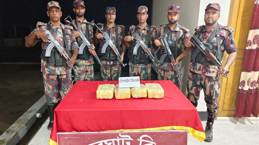 পঞ্চগড়ে বিজিবির অভিযানে ১৩ হাজার পিস ট্যাপেন্টাডল ট্যাবলেট আটক