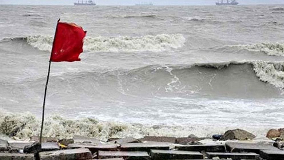 বঙ্গোপসাগরে লঘুচাপ, ৩ নম্বর সতর্কসংকেত জারি