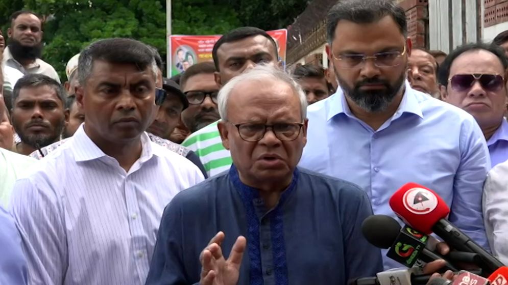 কোকোর জন্মদিনে রিজভীর মন্তব্য: ফ্যাসিবাদের চূড়ান্ত বহিঃপ্রকাশ