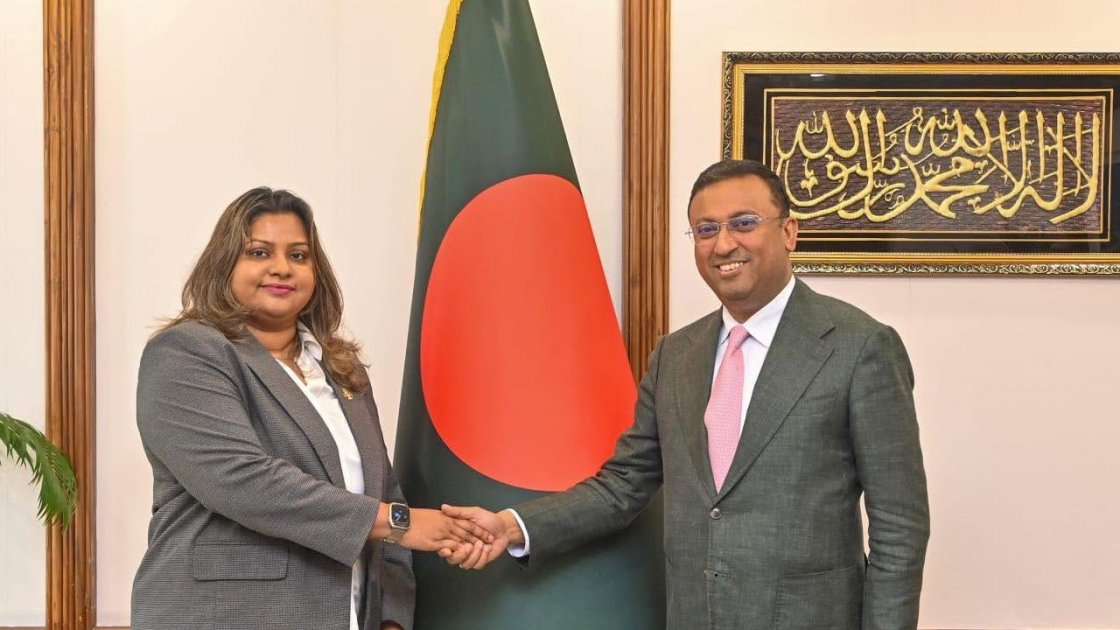 প্রধানমন্ত্রীর উপদেষ্টার সঙ্গে মালদ্বীপের হাইকমিশনারের সাক্ষাৎ