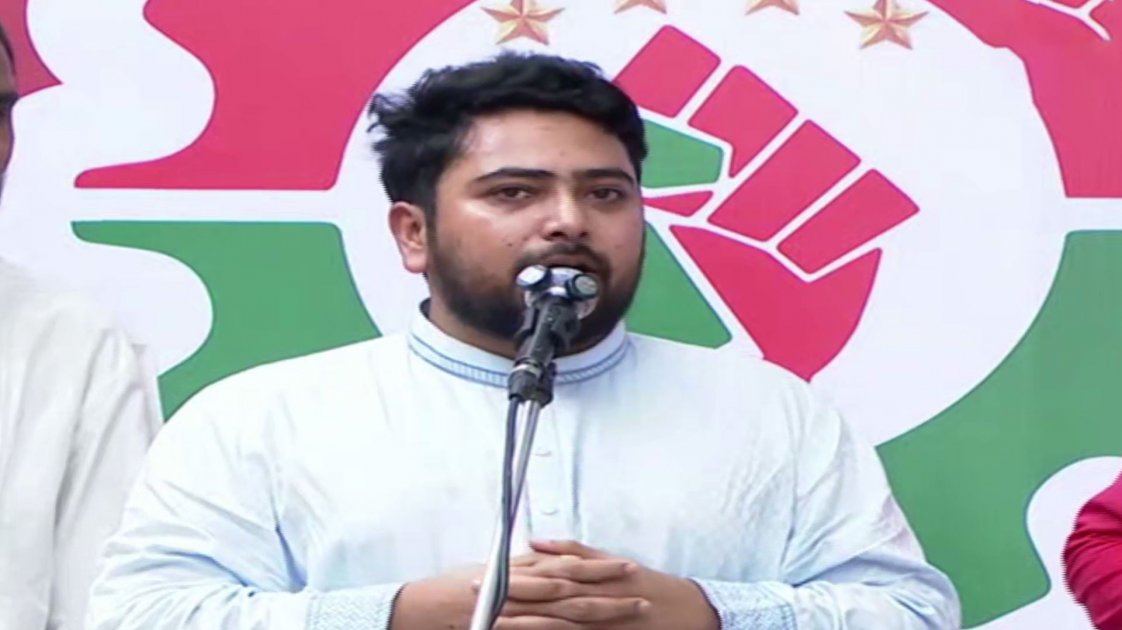 লোডশেডিং নিয়ে সরকারের সমালোচনা করেছেন নাহিদ ইসলাম