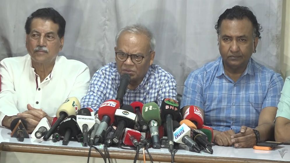 বিএনপির রিজভী: সরকারের ৬ মাসের লক্ষ্যের ৯০% পূরণ হয়েছে