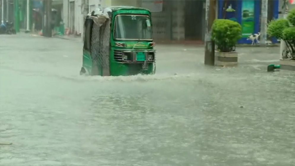 চট্টগ্রামে ভারী বৃষ্টিপাতের পূর্বাভাস, ভূমিধসের শঙ্কা
