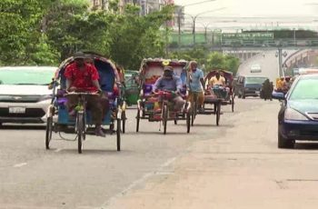 সৌর বিদ্যুতে চার্জ হবে ব্যাটারি রিকশা, রেজিষ্ট্রেশন বাধ্যতামূলক