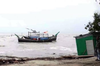 ৪ বিভাগে ভারী বৃষ্টিপাতের পূর্বাভাস, সমুদ্র বন্দরে ৩ নম্বর সতর্কতা