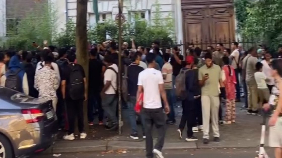 ফ্রান্সে পাসপোর্ট সংকটে প্রবাসীদের ভোগান্তি, জনবল বাড়ানোর দাবি
