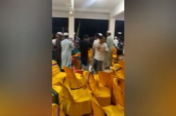 ব্রাহ্মণবাড়িয়ায় পুলিশ ও মাদরাসা শিক্ষার্থীদের সংঘর্ষে আহত ৩০