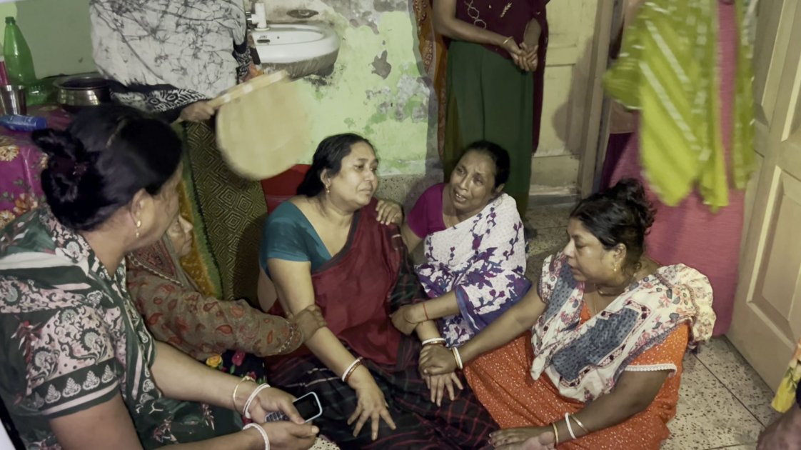 কলকাতার হোটেলে আগুনে কুষ্টিয়ার ৪ জনের মৃত্যু