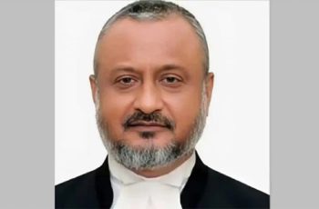 দুদকের নতুন চেয়ারম্যান ও কমিশনারদের দায়িত্ব গ্রহণ