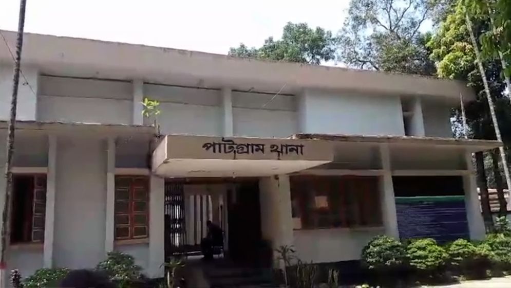 লালমনিরহাটে ৯ বছরের শিশুকে ধর্ষণের অভিযোগে মাদরাসার নৈশপ্রহরী গ্রেফতার