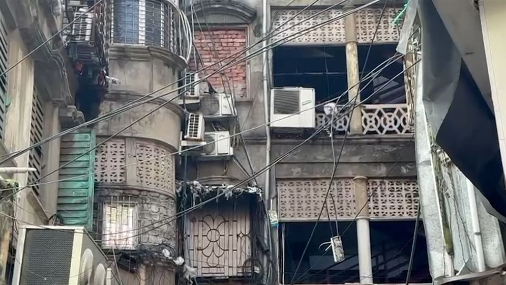 কলকাতার হোটেলে অগ্নিকাণ্ড: অব্যবস্থাপনার তথ্য সামনে আসছে