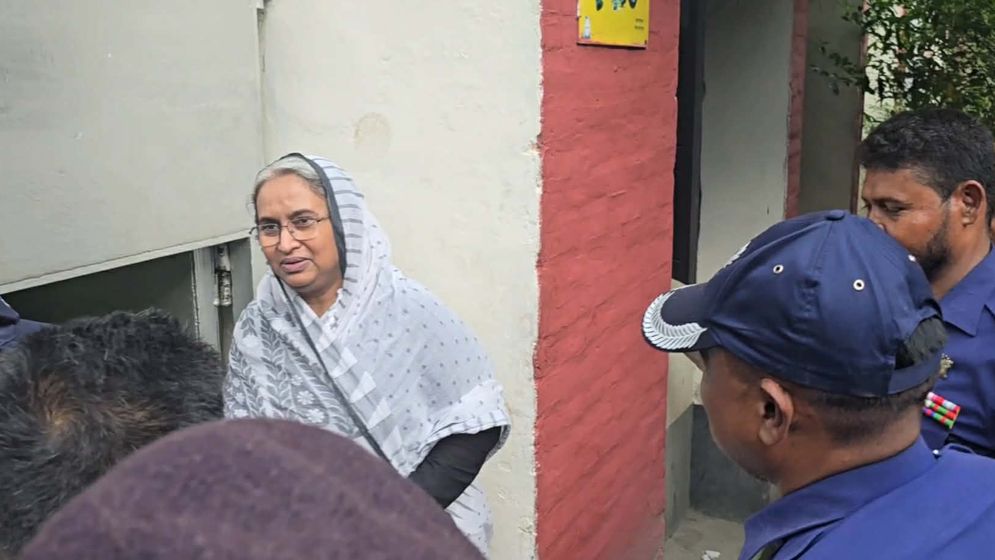 দীপু মনির স্বামীর শেষ বিদায়ে অংশগ্রহণ, ফের কারাগারে প্রেরণ