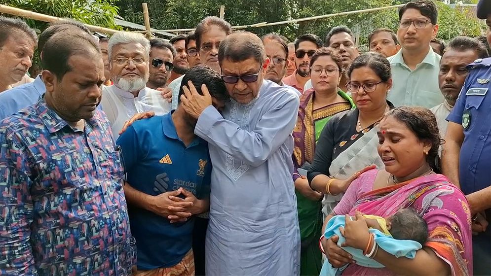 সিজার অপারেশনে গজ রেখে সেলাই, প্রসূতির মৃত্যুতে স্বাস্থ্যমন্ত্রীর সাক্ষাৎ