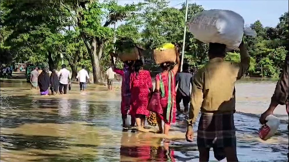 খাগড়াছড়িতে মেঘ বিস্ফোরণে জলাবদ্ধতা; মুসলিম পাড়ায় ভোগান্তি